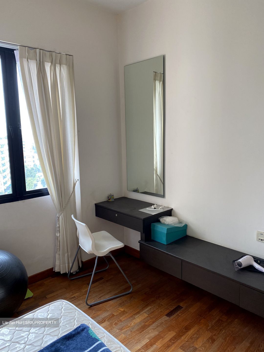 Simsville (D14), Condominium #332081541